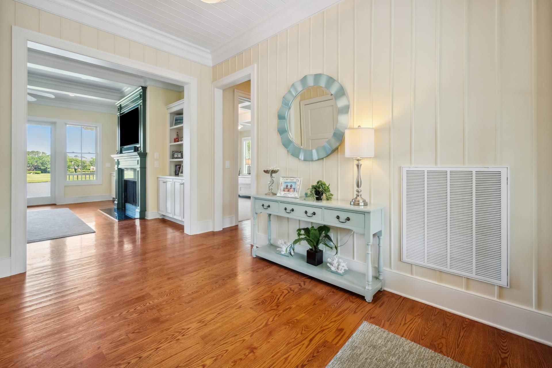 2987 Luvan Blvd. Photo 7