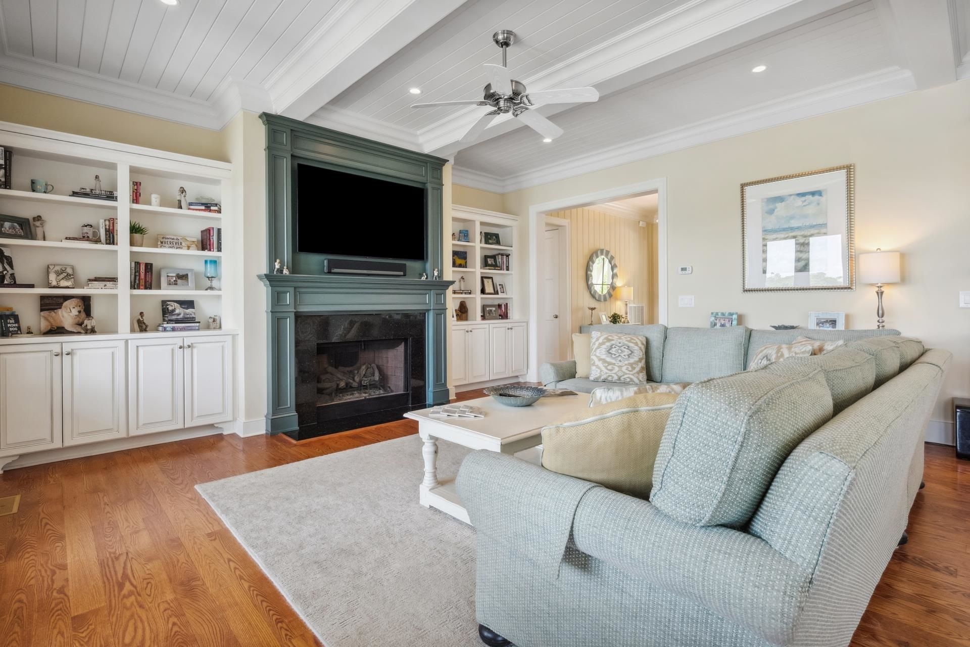 2987 Luvan Blvd. Photo 8