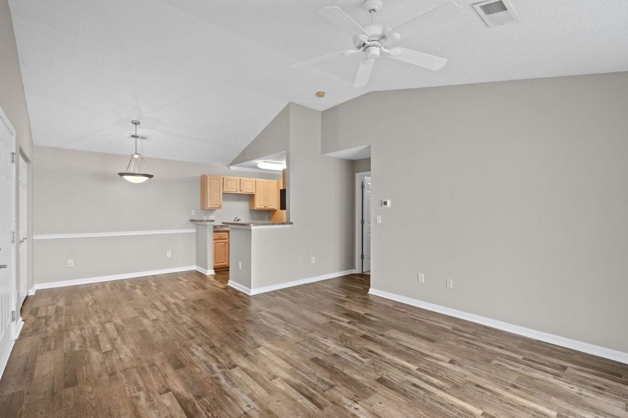 3753 Citation Way Photo 11