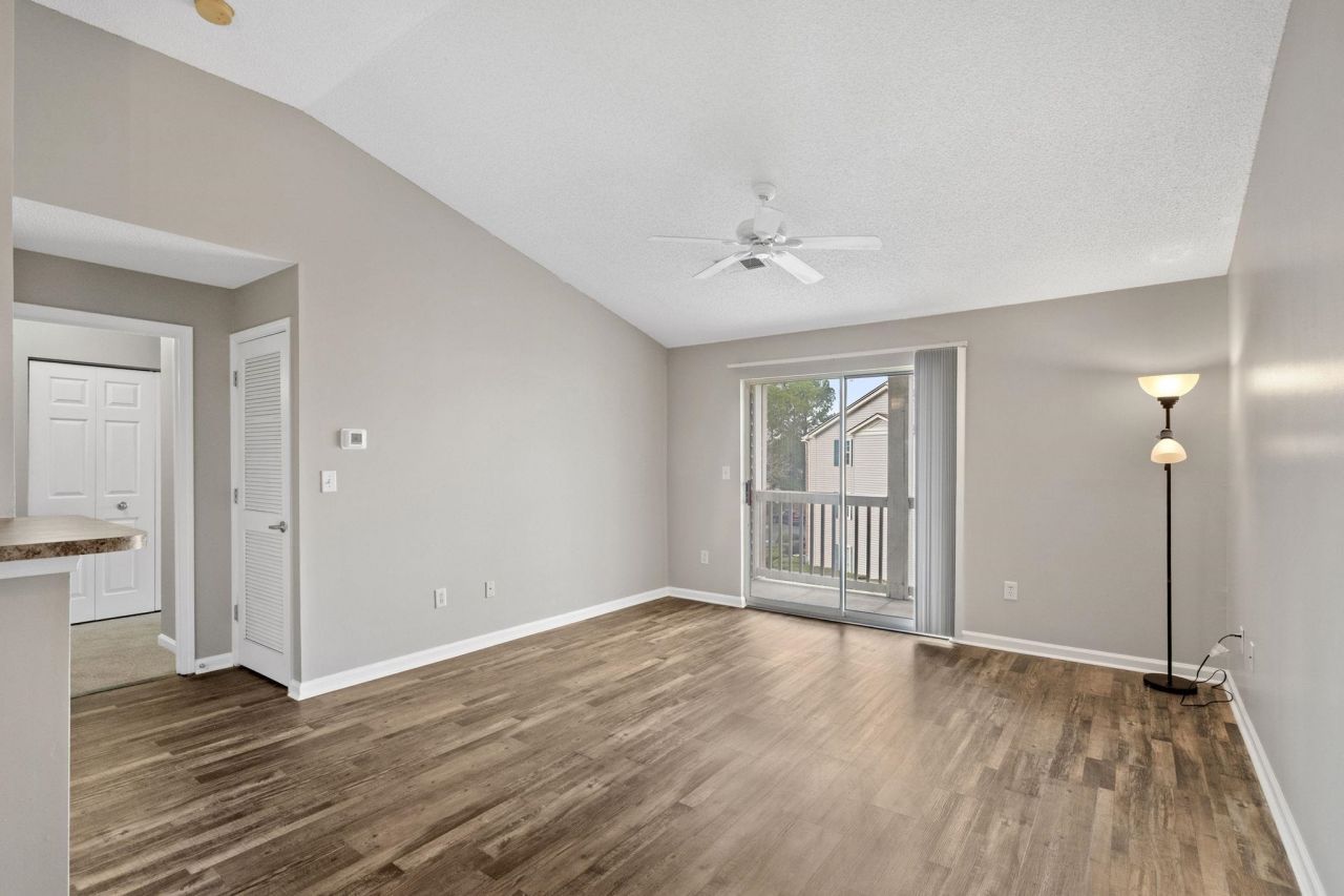 3753 Citation Way Photo 9