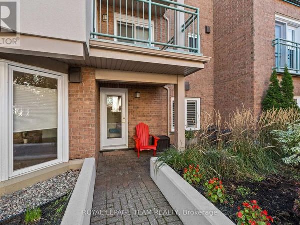 1 Columbus Avenue, Unit 202D, Ottawa, ON K1K4L1