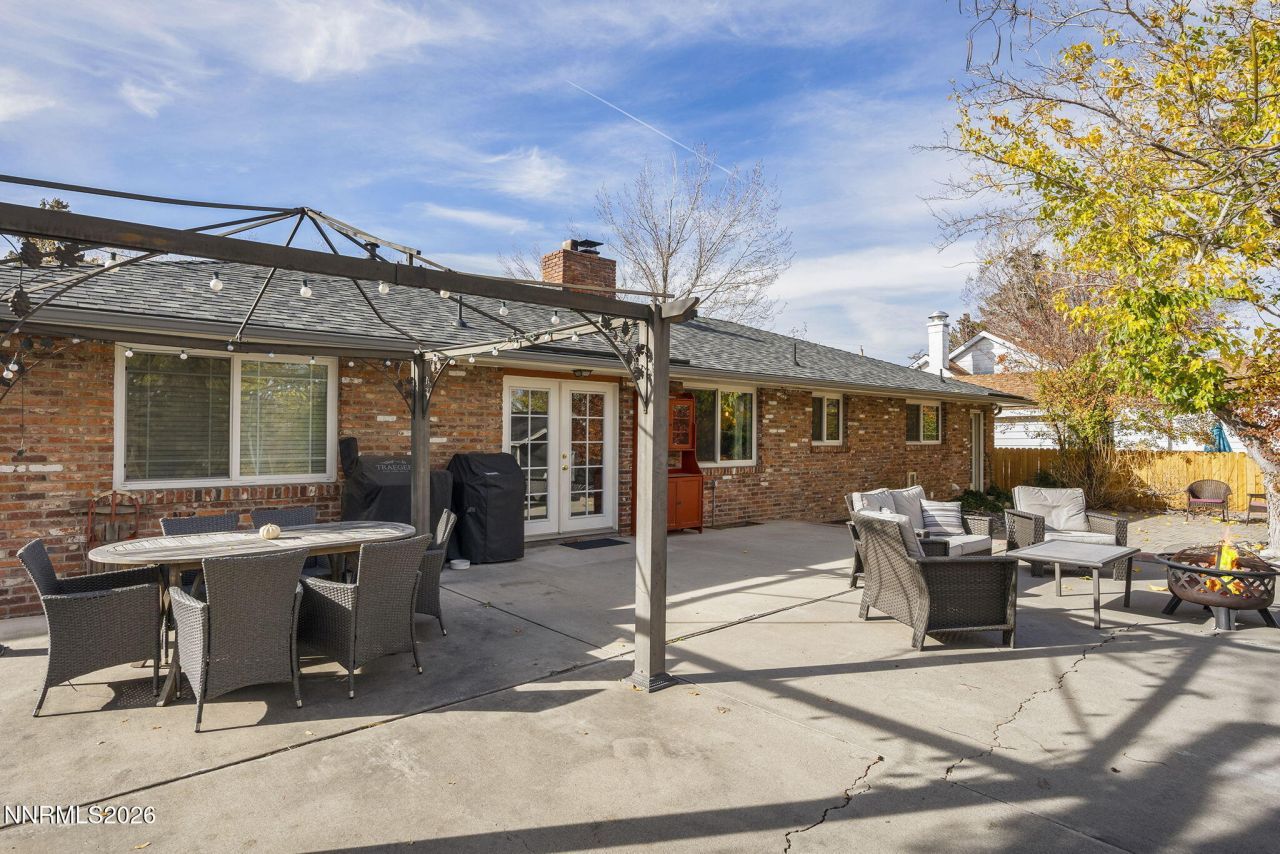 2260 Sunrise Drive, Reno, NV 89509 Photo