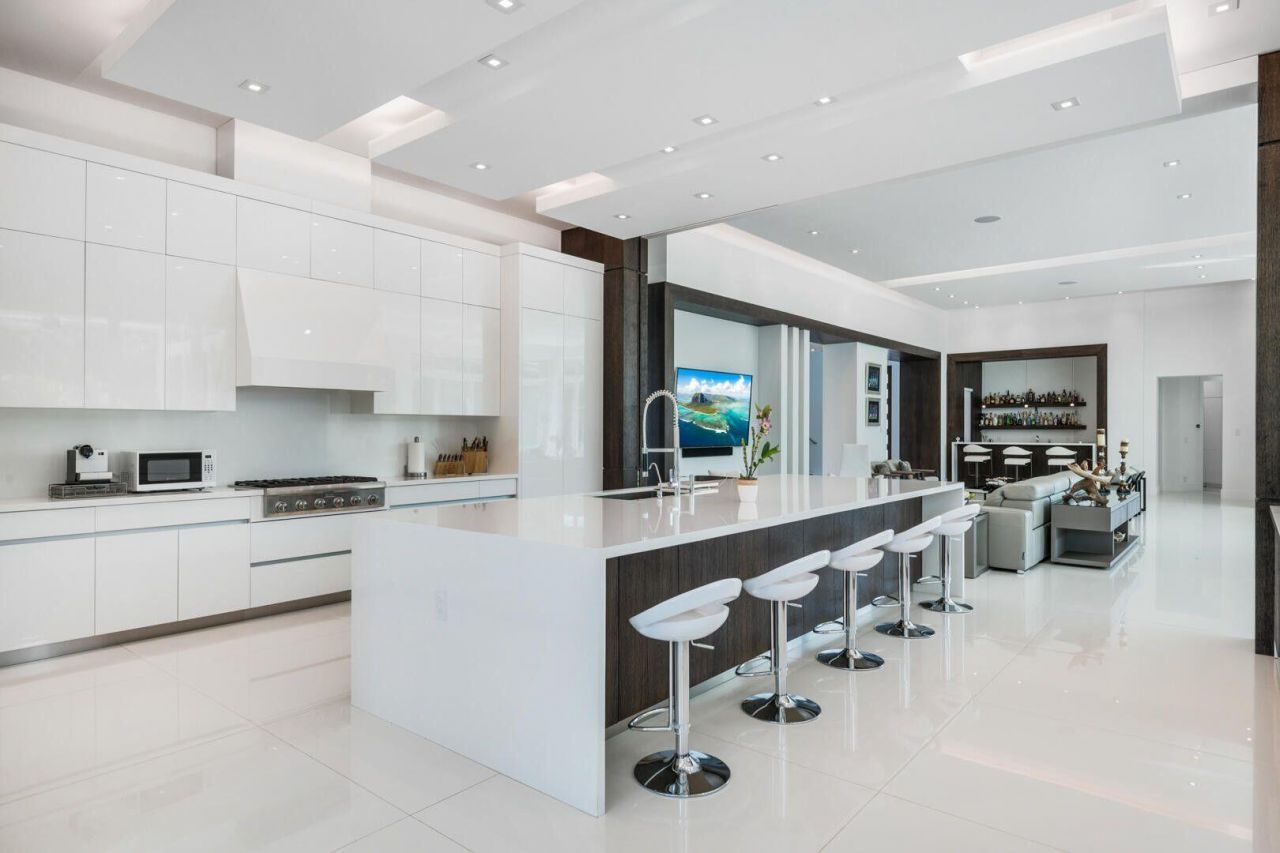 17106 Avenue Le Rivage, Boca Raton, FL 33496 Photo