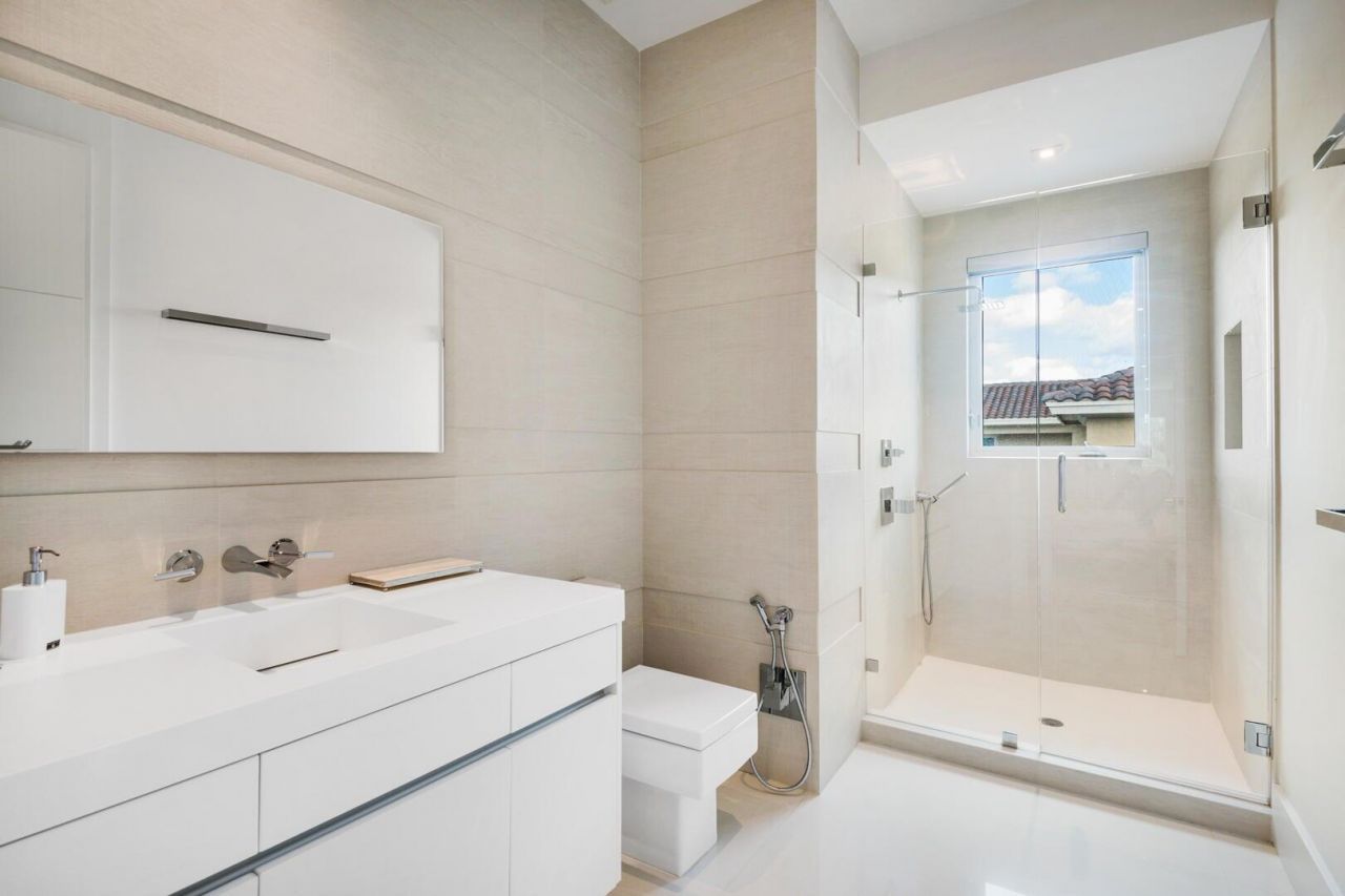 17106 Avenue Le Rivage, Boca Raton, FL 33496 Photo