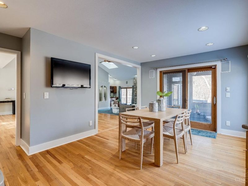 9883 Fawnrun Court, Evendale, OH 45241 Photo 13