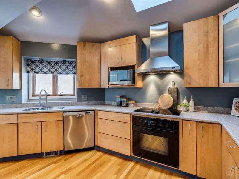 9883 Fawnrun Court, Evendale, OH 45241 Photo 16