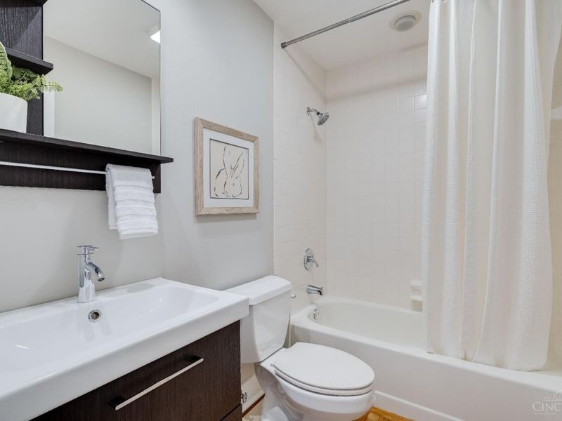 9883 Fawnrun Court, Evendale, OH 45241 Photo 19