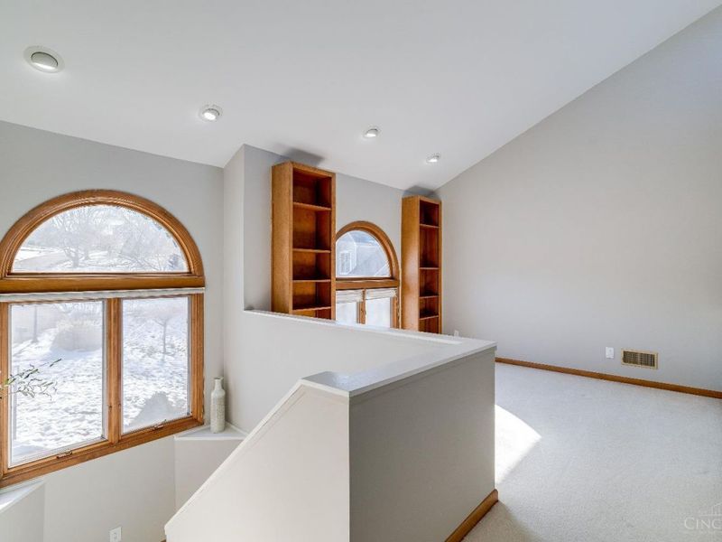 9883 Fawnrun Court, Evendale, OH 45241 Photo 26