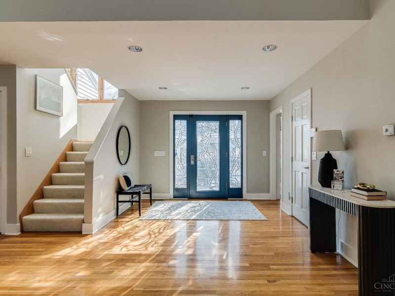 9883 Fawnrun Court, Evendale, OH 45241 Photo 5