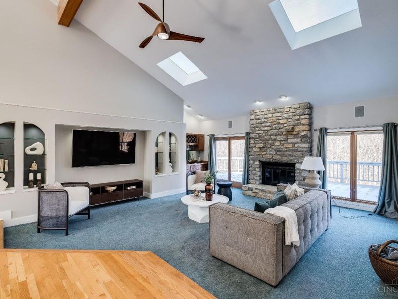 9883 Fawnrun Court, Evendale, OH 45241 Photo 7