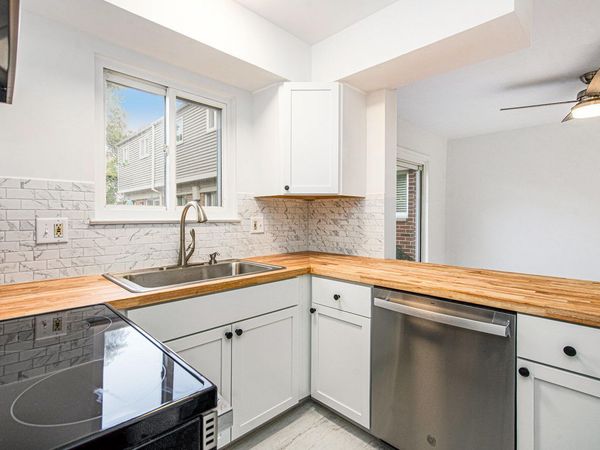 3351 Williamsburg Road, Ann Arbor, MI 48108