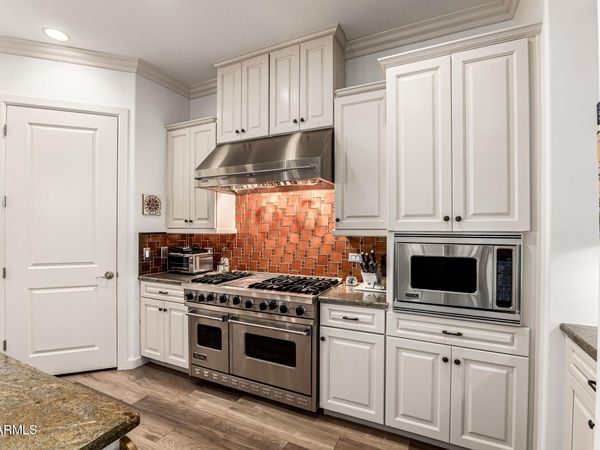 7275 N SCOTTSDALE Road, Unit 1013, Paradise Valley, AZ 85253