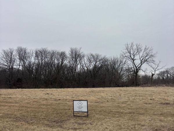 4006 Concord Lane, Wapello, IA 52653