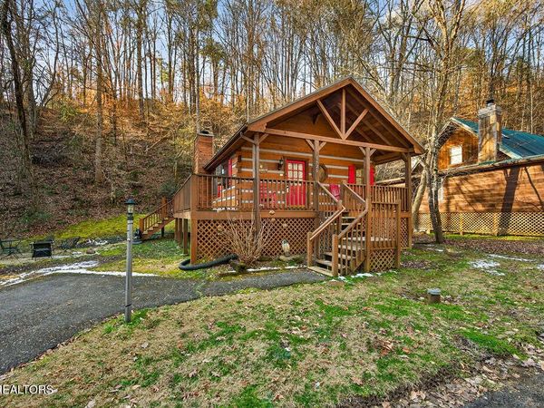 1525 Walt Price Rd, Sevierville, TN 37876