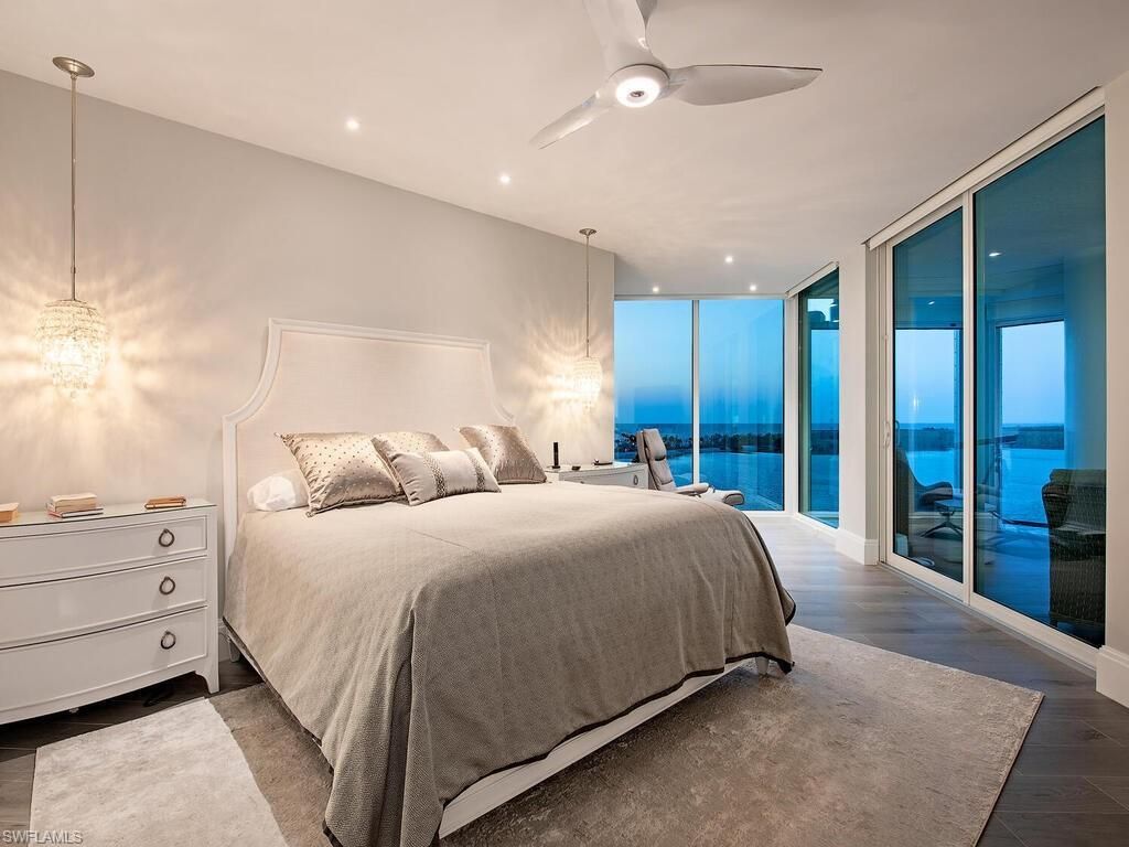 60 Seagate Dr , Unit 606, Naples, FL 34103 Photo