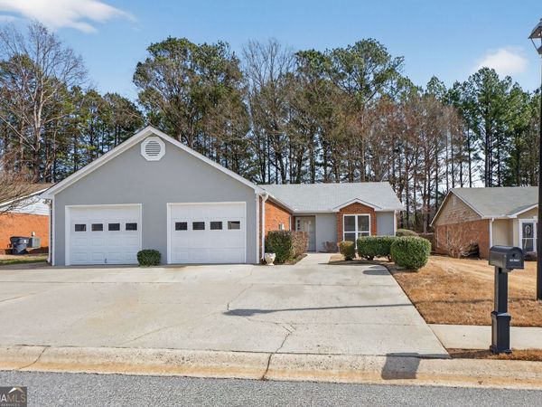 130 Wilbanks Drive, Fayetteville, GA 30215
