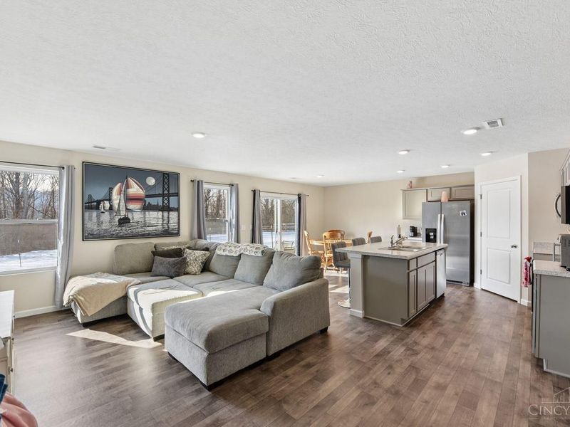 214 River Heights Drive, New Richmond, OH 45157 Photo 7