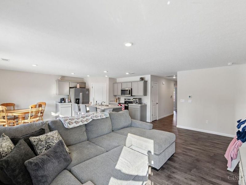 214 River Heights Drive, New Richmond, OH 45157 Photo 8