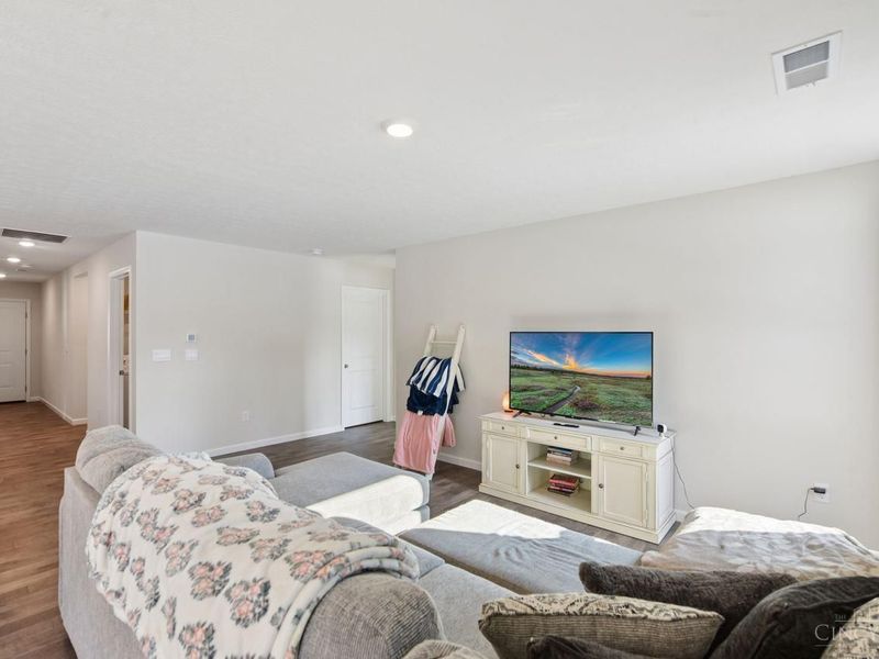 214 River Heights Drive, New Richmond, OH 45157 Photo 9