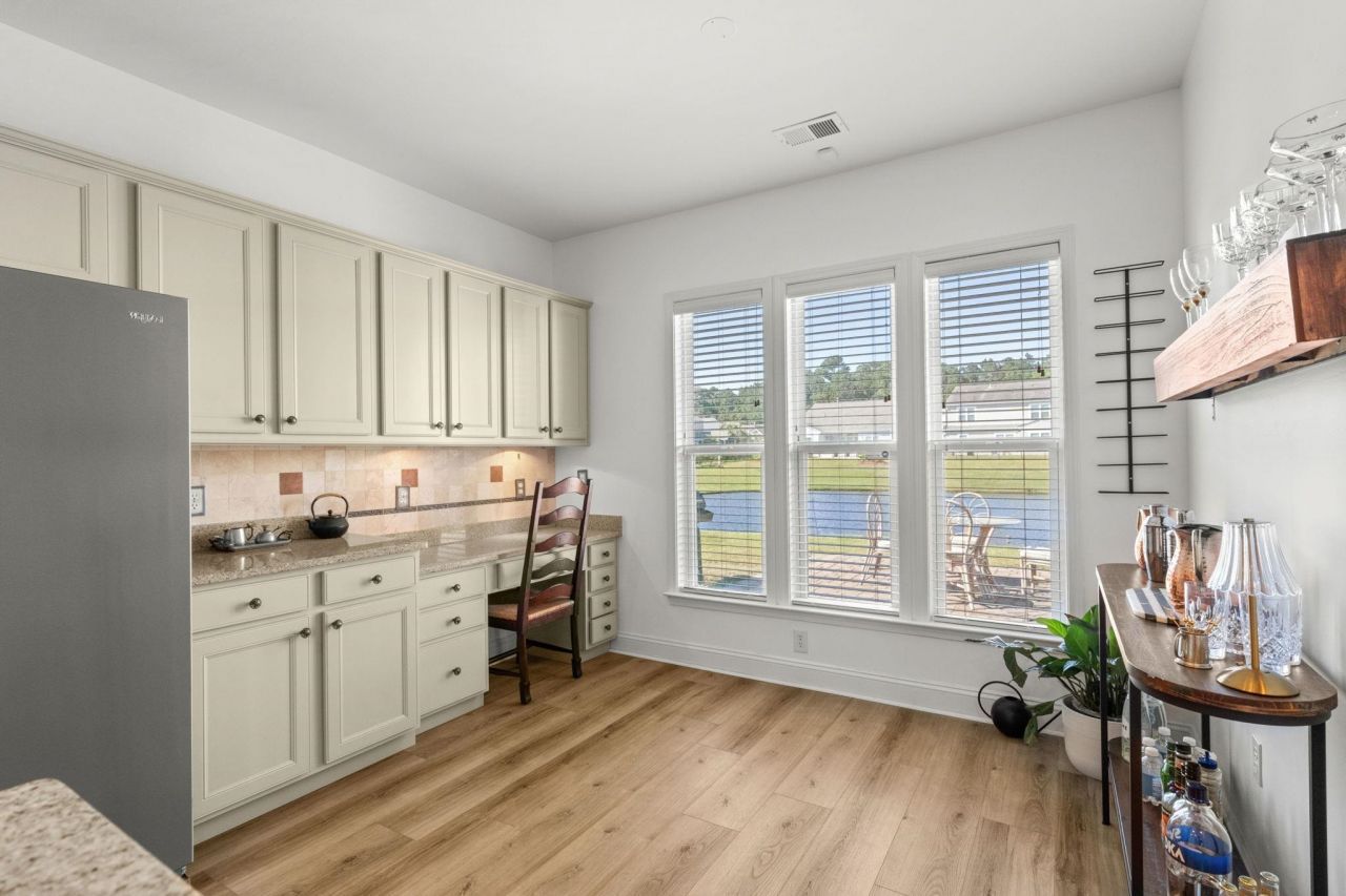 2534 Greenbank Dr.  Photo 15