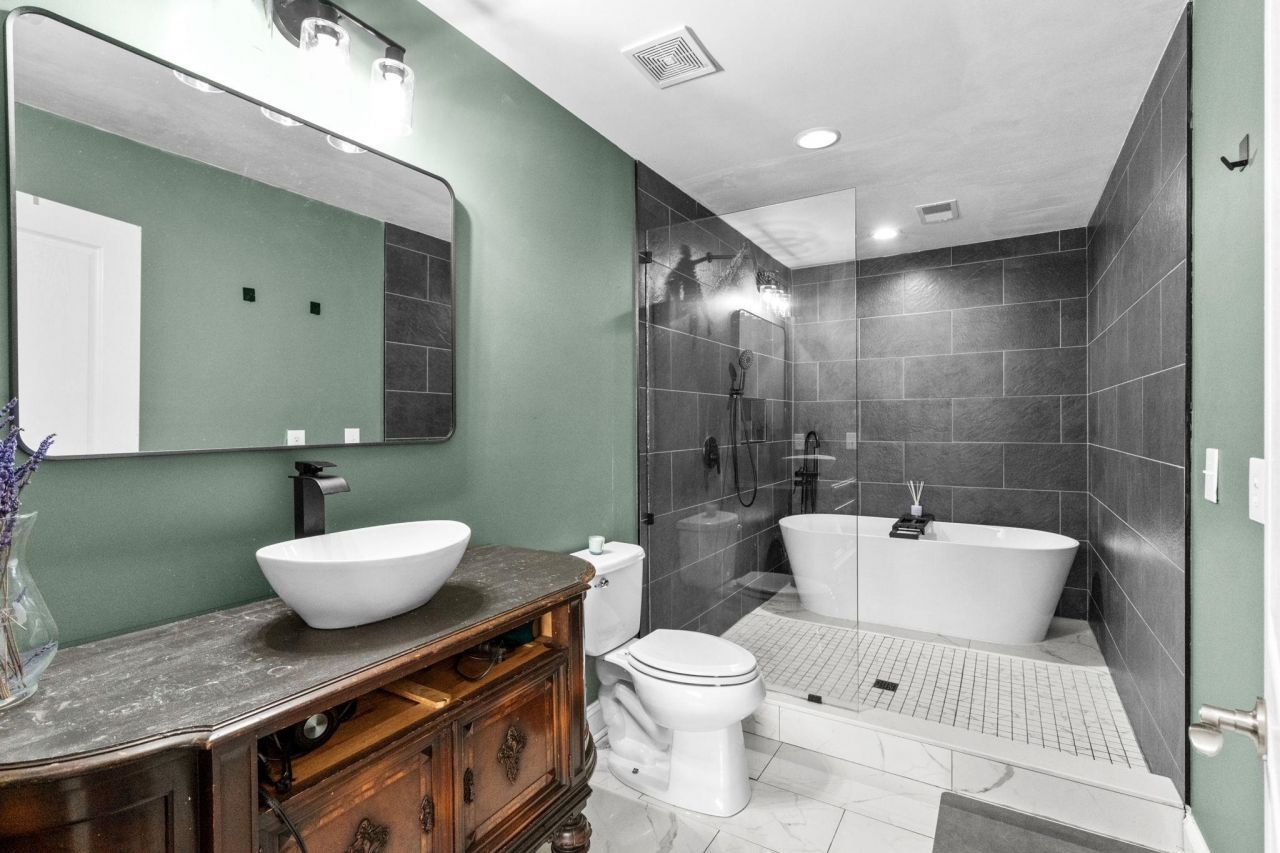 2534 Greenbank Dr.  Photo 29