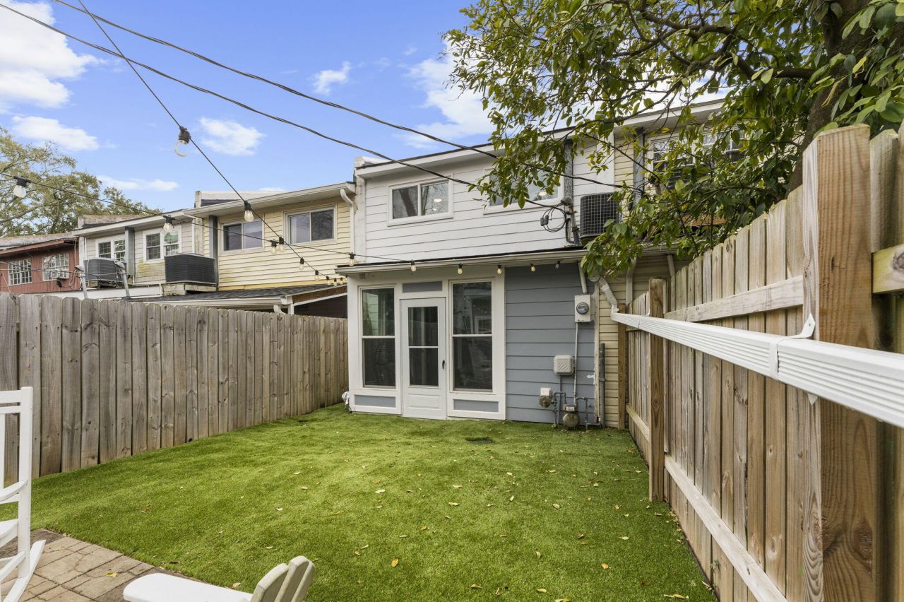 224 Grove Street Photo 30