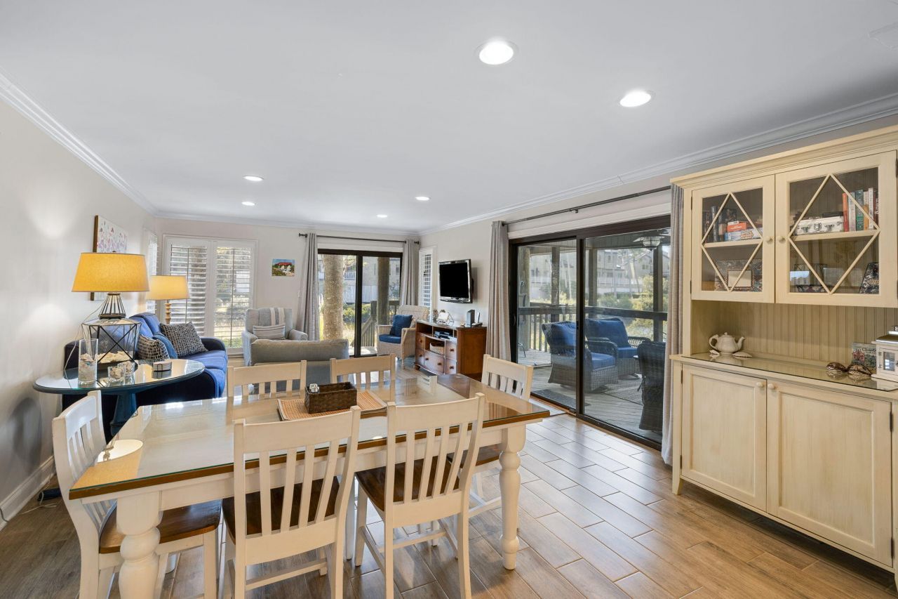 4581 Park Lake Drive Photo 13