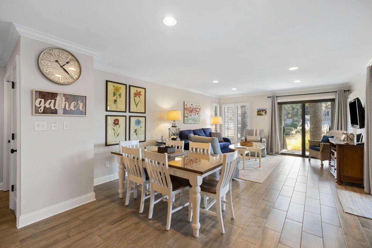 4581 Park Lake Drive Photo 14