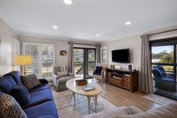 4581 Park Lake Drive photo 4