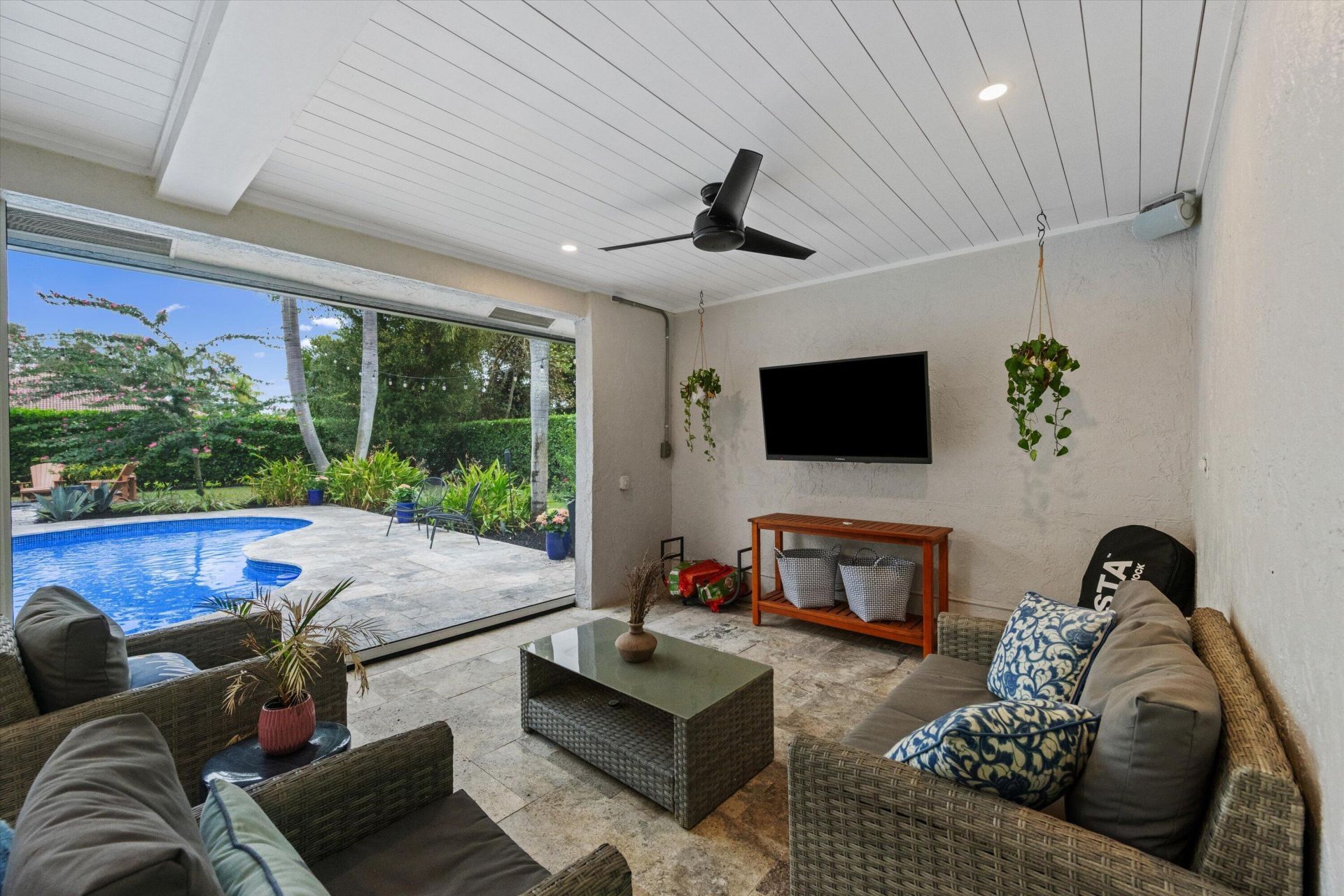 15855 Meadow Wood Drive, Wellington, FL 33414 Photo