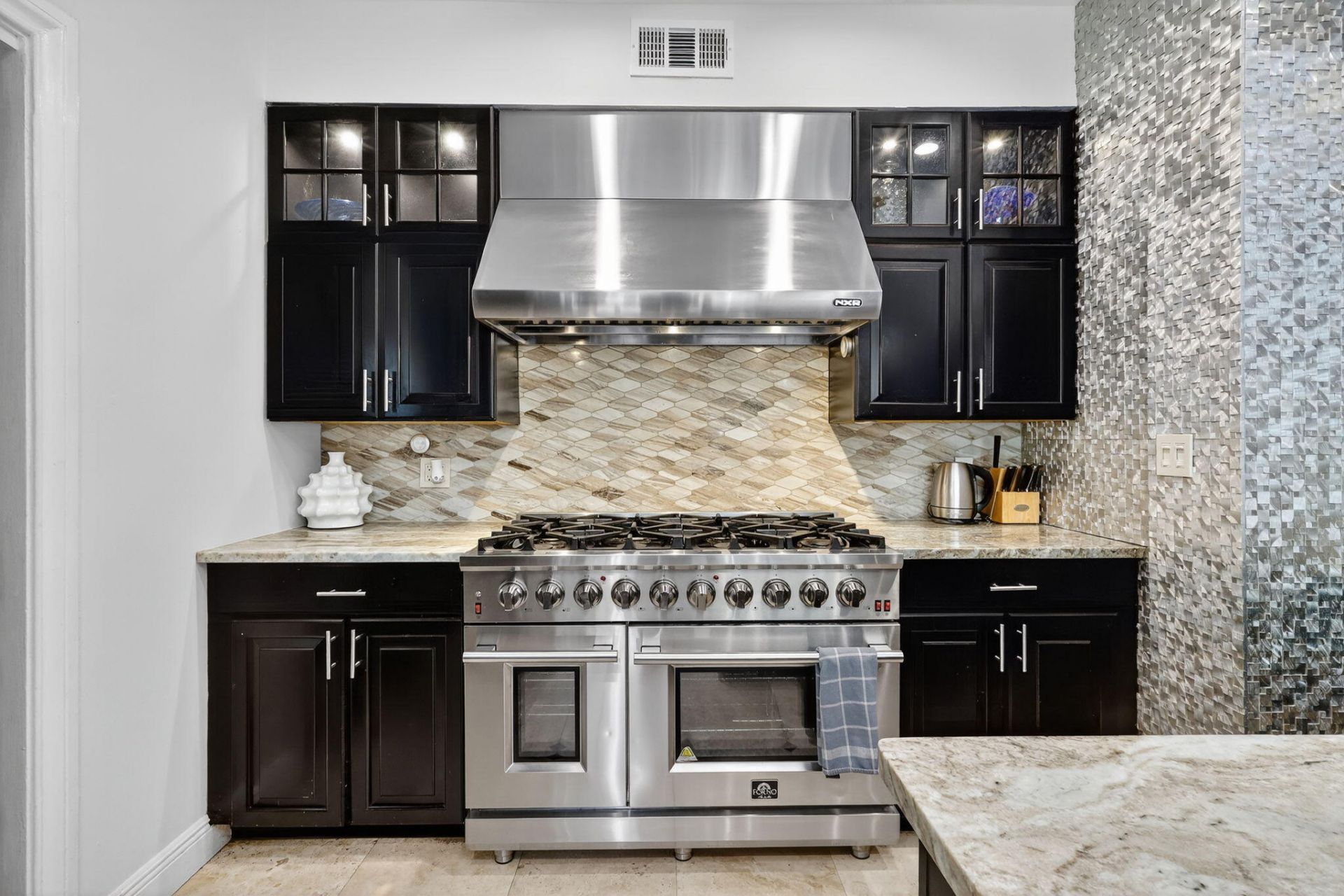 516-520 34th Street, West Palm Beach, FL 33407 Photo