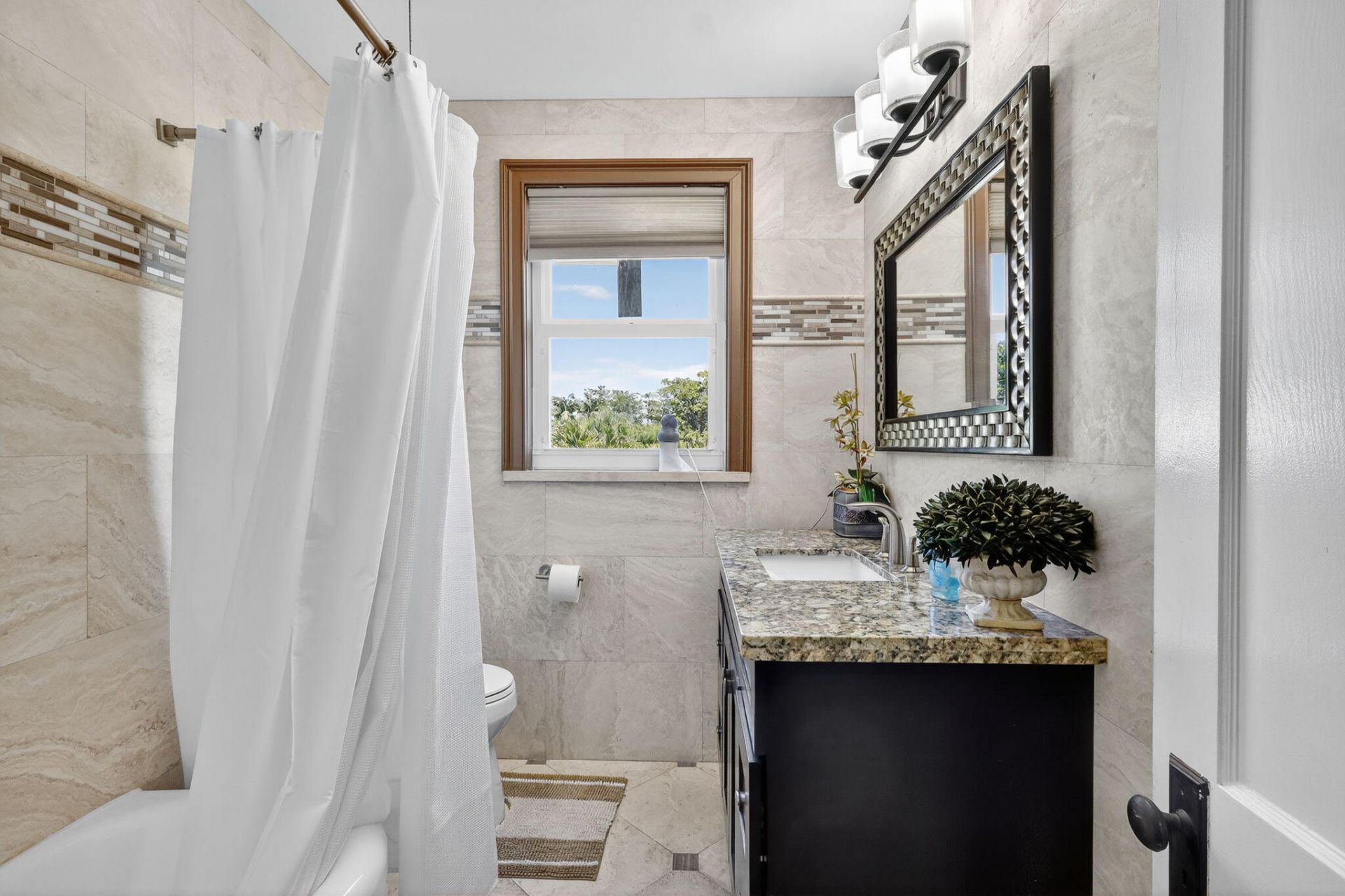 516-520 34th Street, West Palm Beach, FL 33407 Photo