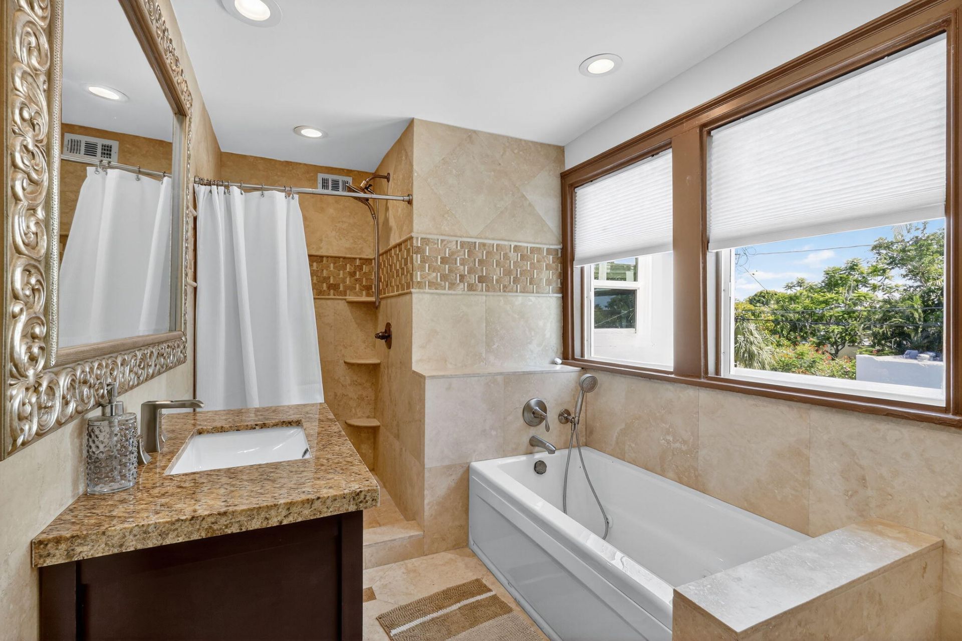 516-520 34th Street, West Palm Beach, FL 33407 Photo