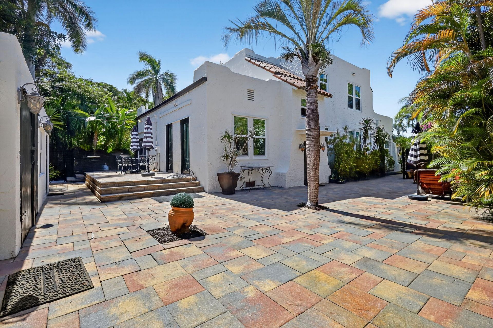 516-520 34th Street, West Palm Beach, FL 33407 Photo