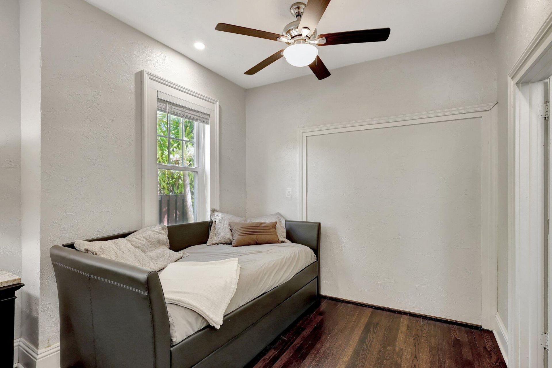 516-520 34th Street, West Palm Beach, FL 33407 Photo