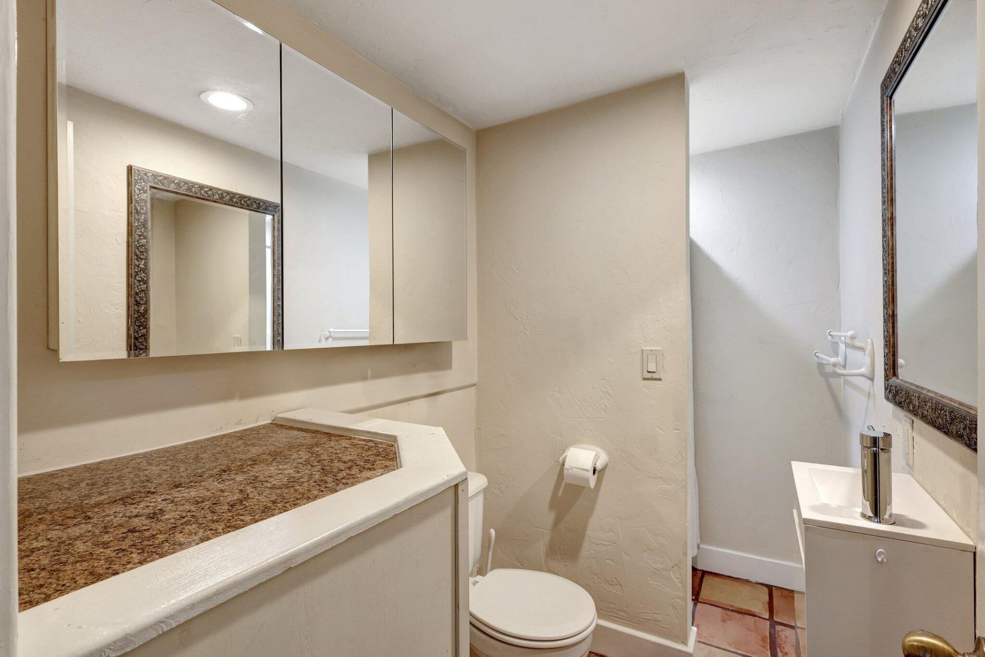 516-520 34th Street, West Palm Beach, FL 33407 Photo