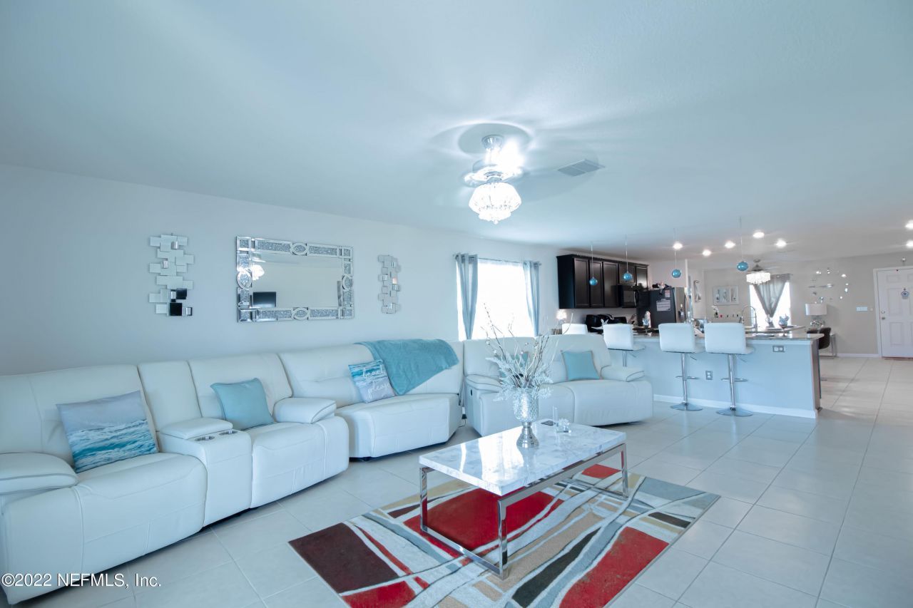 8687 Lake George Circle W, Macclenny, FL 32063 Photo