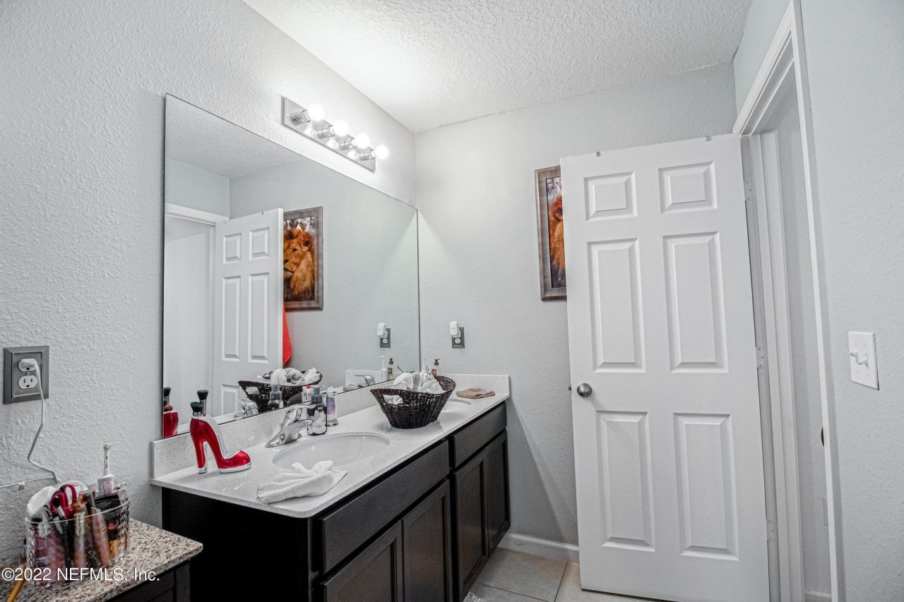 8687 Lake George Circle W, Macclenny, FL 32063 Photo