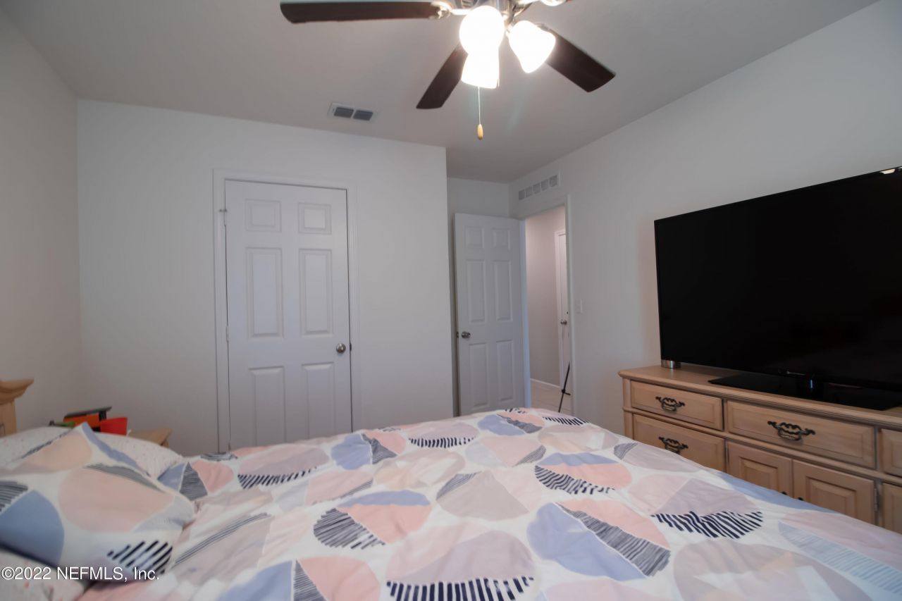 8687 Lake George Circle W, Macclenny, FL 32063 Photo
