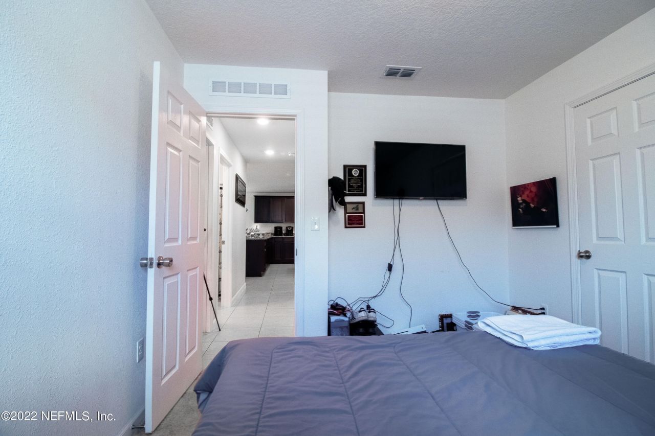 8687 Lake George Circle W, Macclenny, FL 32063 Photo