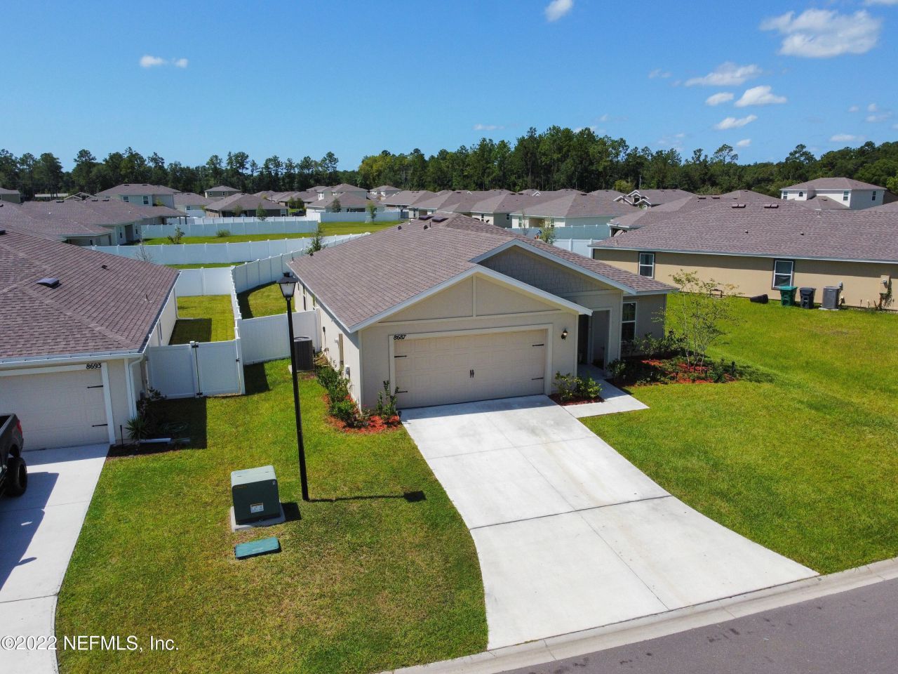 8687 Lake George Circle W, Macclenny, FL 32063 Photo