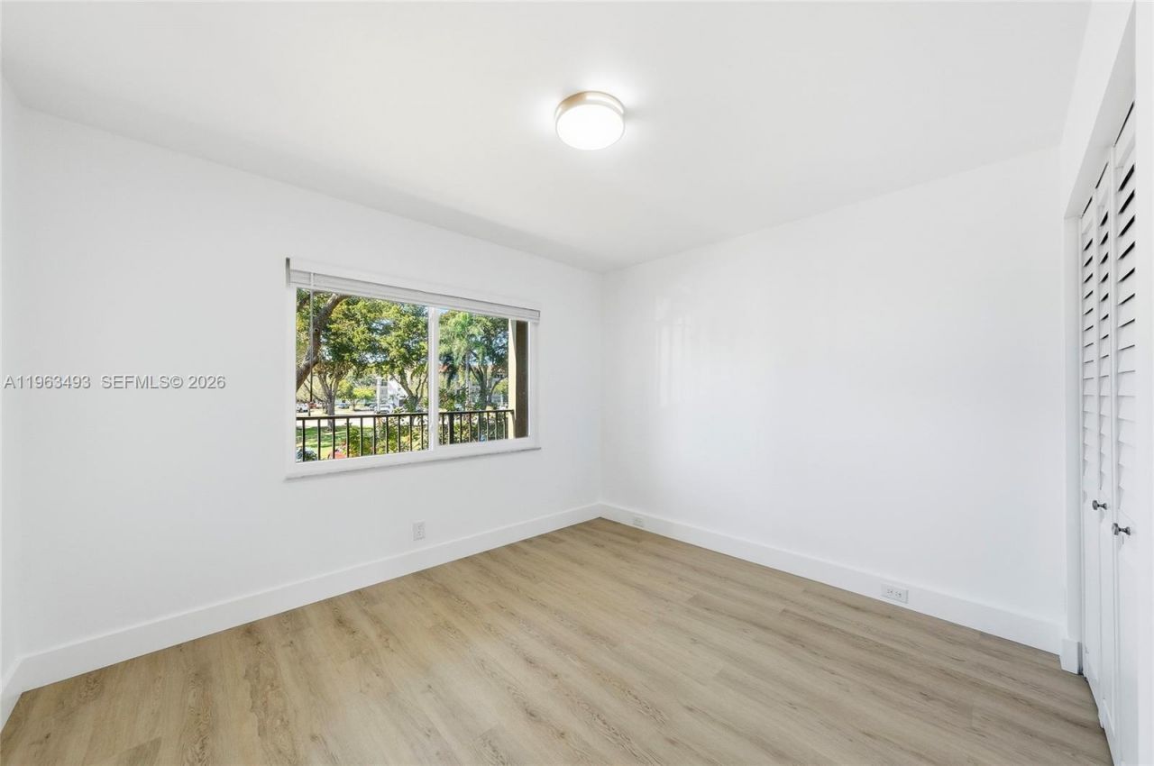 901 SW 128th Ter, Unit 204A, Pembroke Pines, FL 33027 Photo