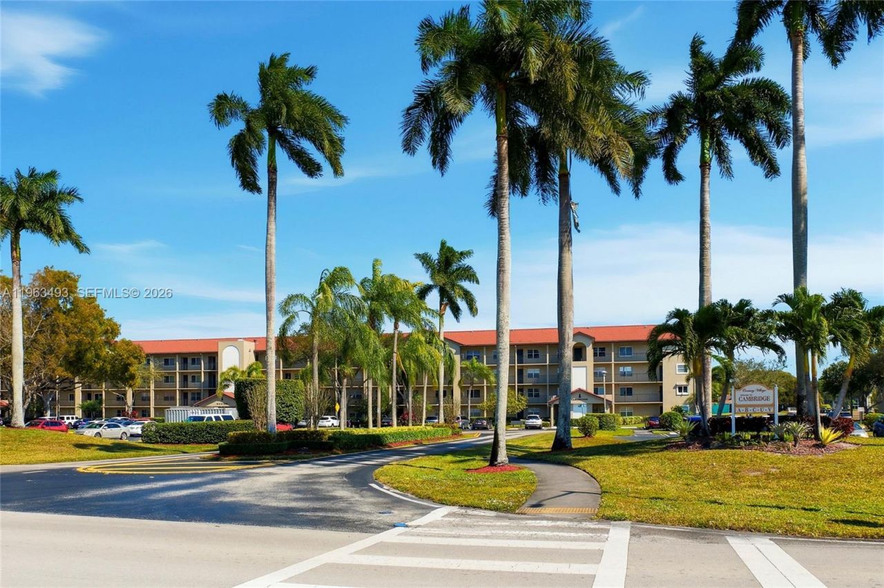 901 SW 128th Ter, Unit 204A, Pembroke Pines, FL 33027 Photo