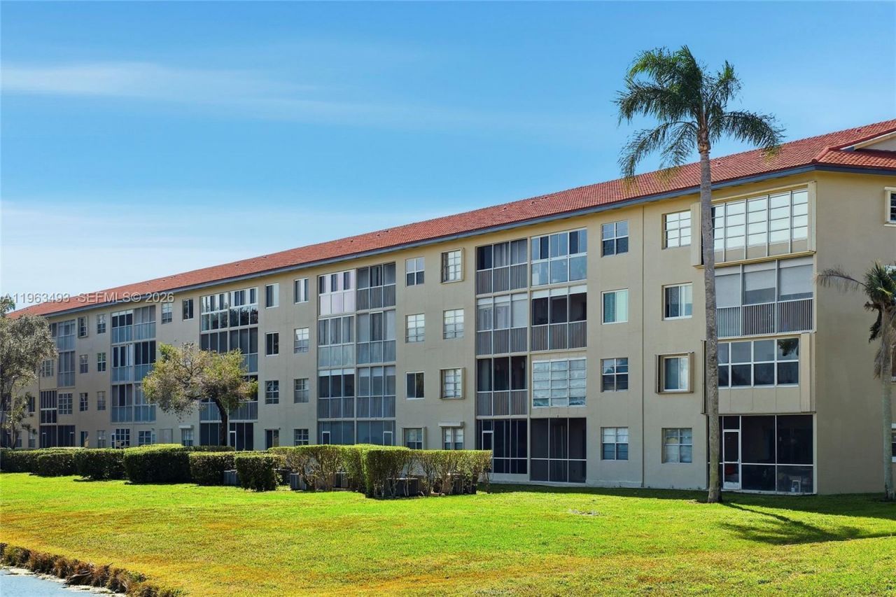 901 SW 128th Ter, Unit 204A, Pembroke Pines, FL 33027 Photo
