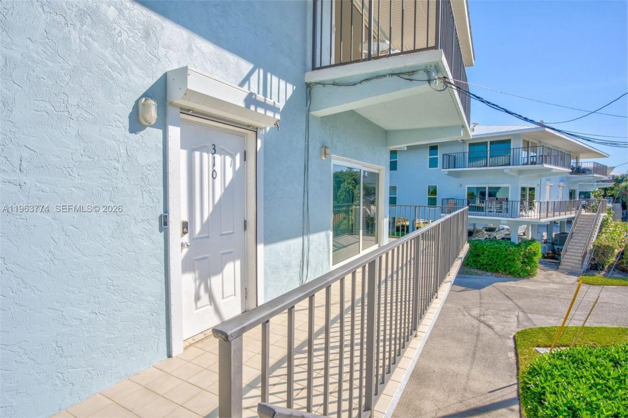 12690 Overseas Hwy , Unit 310, Marathon, FL 33050 Photo