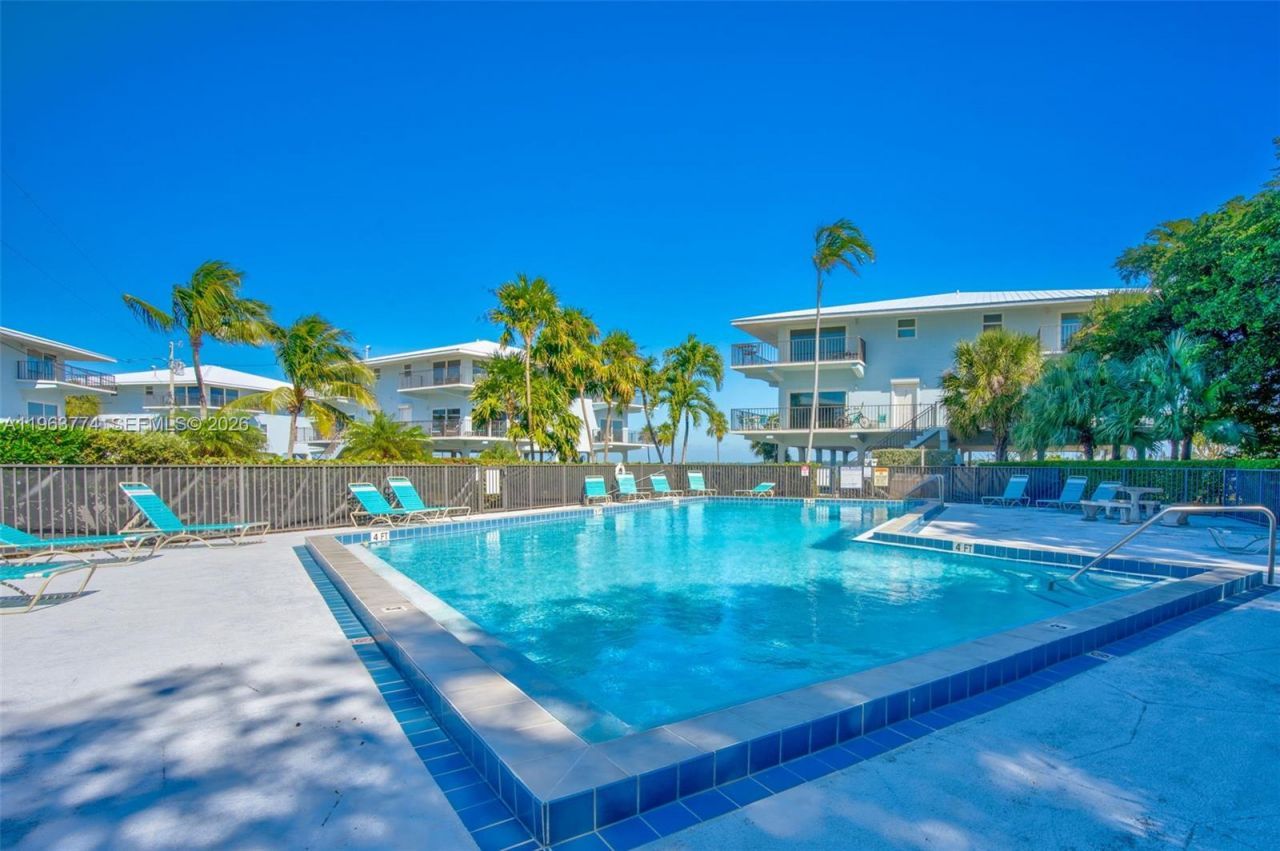 12690 Overseas Hwy , Unit 310, Marathon, FL 33050 Photo