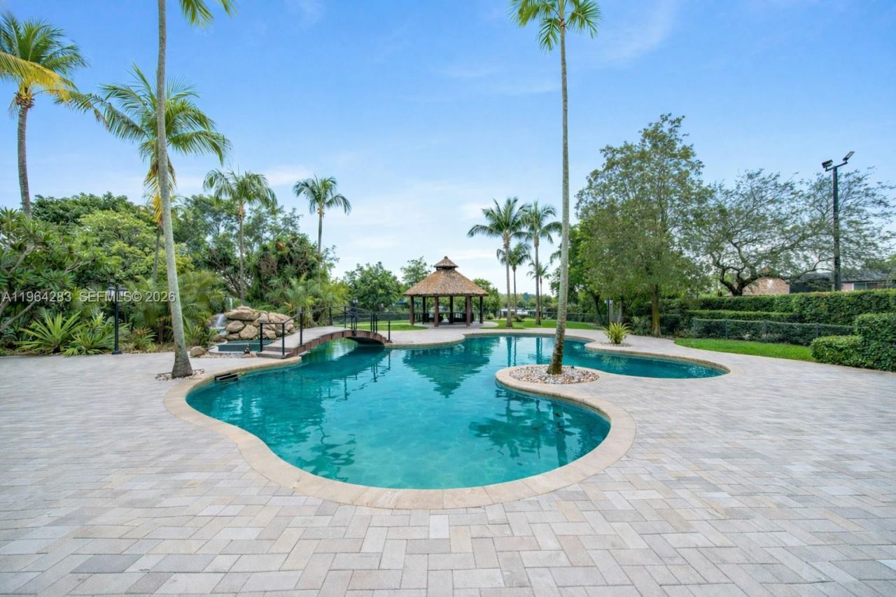 12270 SW 45th St , Miami, FL 33175 Photo