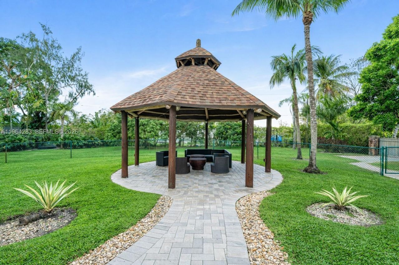 12270 SW 45th St , Miami, FL 33175 Photo