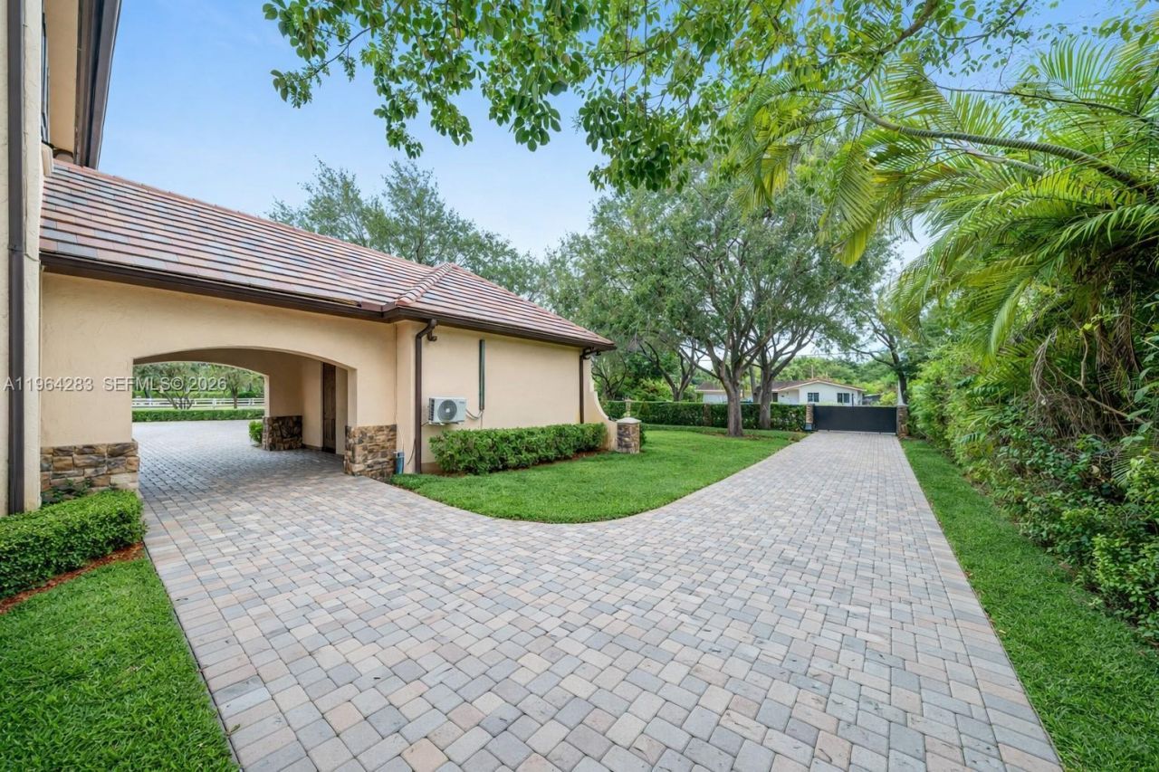 12270 SW 45th St , Miami, FL 33175 Photo