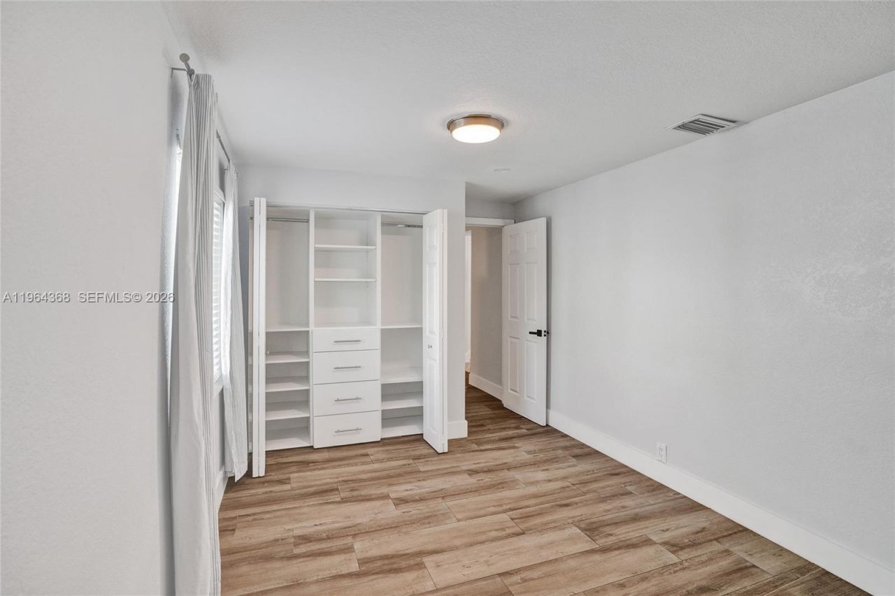 1517 Moffett St, Hollywood, FL 33020 Photo